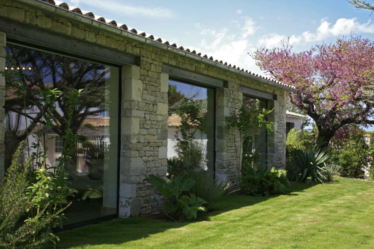 Le Clos Saint-Martin Hotel & Spa Exterior photo
