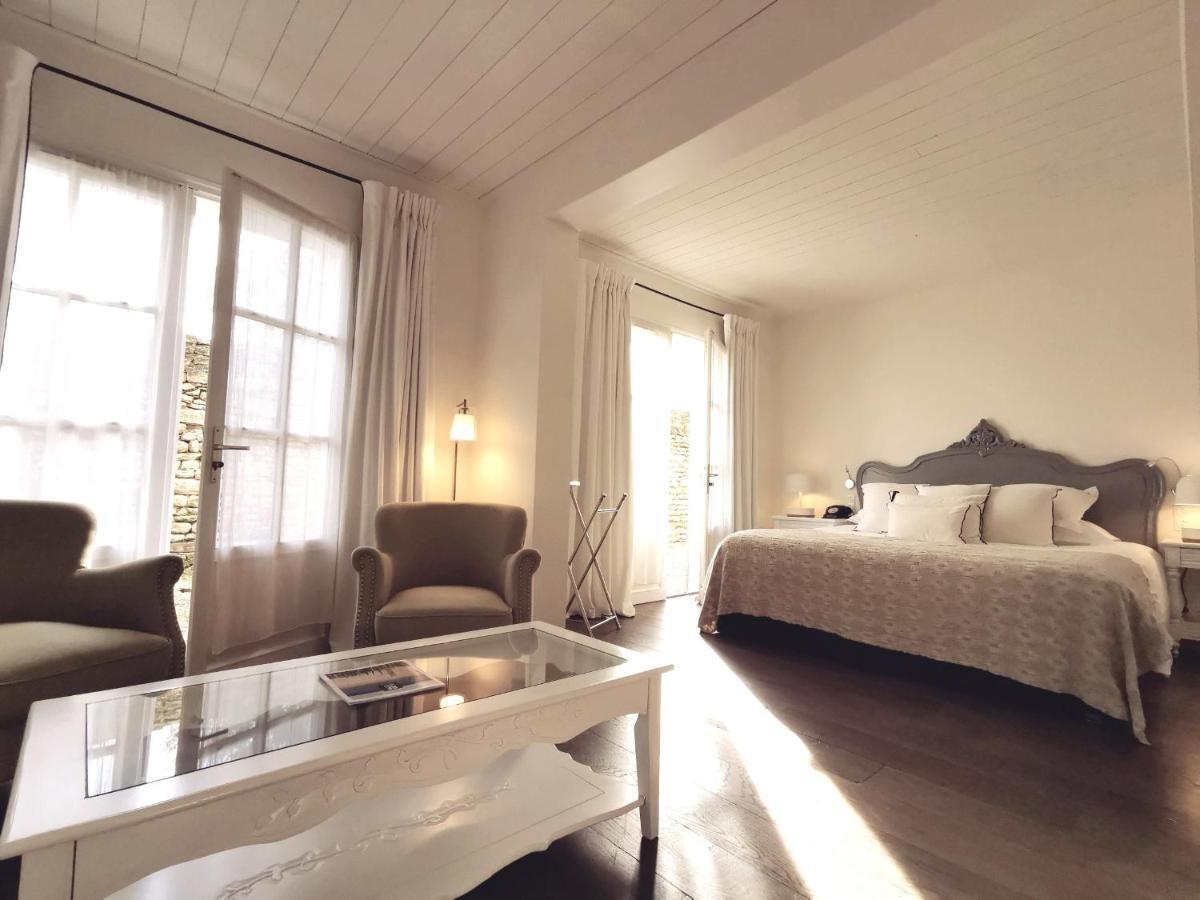 Le Clos Saint-Martin Hotel & Spa Exterior photo